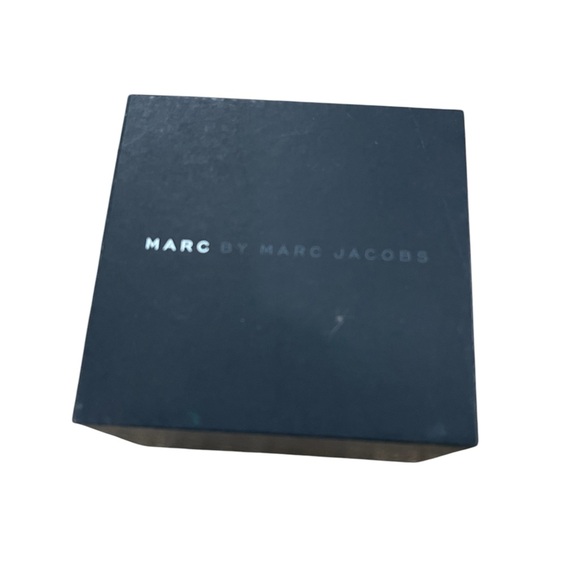 MARC BY MARC JACOBS WOMEN'S STAINLESS STEEL WATCH MBM3100 - Picture 15 of 15